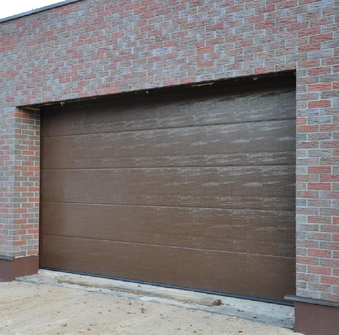 Sectional doors
